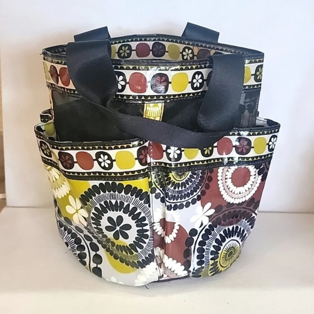 NEW - VERA BRADLEY VINYL & MESH‎ MAKEUP OR CRAFT TOTE
